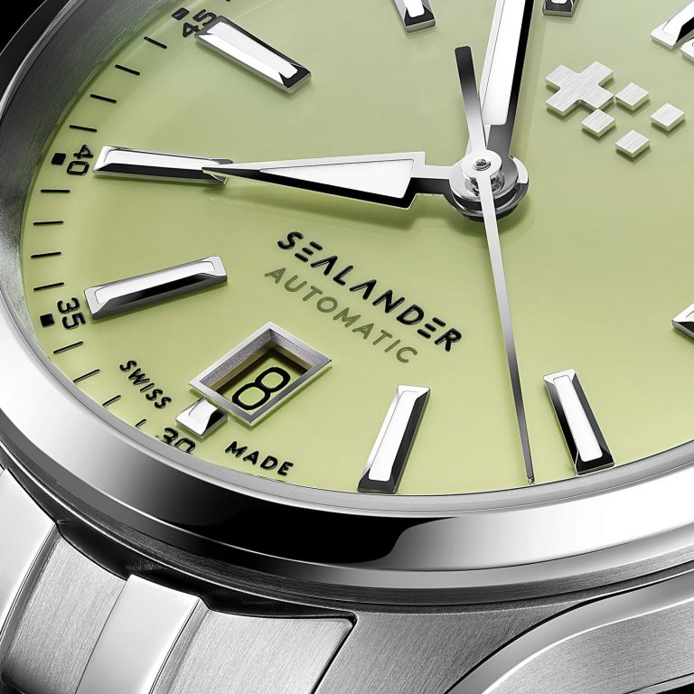 Christopher Ward - C63 Sealander Automatic - Pistachio